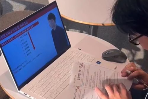 30대 직장인 최태민님 : 보험설계사 자격증을 위한 출퇴근 학습